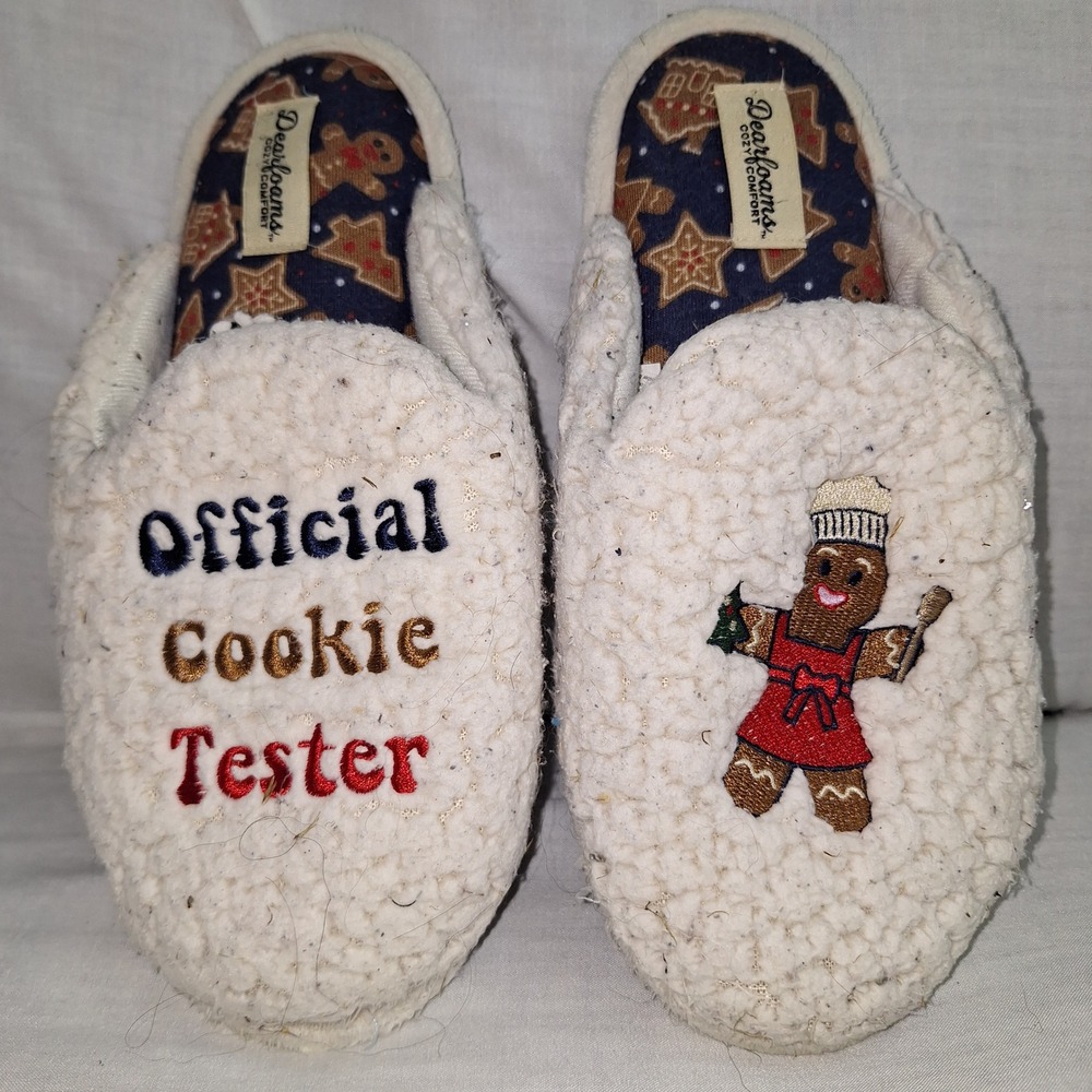 Cottagecore Dearfoams White M 7-8 Gingerbread Cookie Tester Slippers Womens